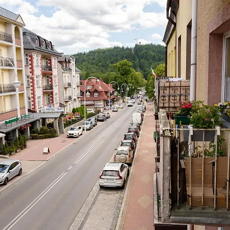 Apartament Rodzinny *